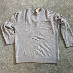 Women’s 100% Cashmere Crewneck Sweater in powder blue